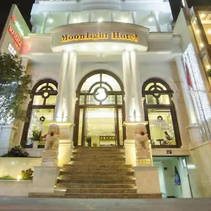4* Hotel Moonlight & - Center, High Floor, Great Location & Romantic River View & Dragon Bridge View