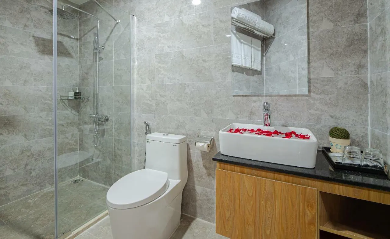 Rest Hotel & Apartment Da Nang 3*,  Vietnam